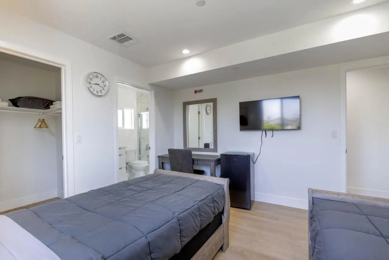 Modern Apartment In Studio City Los Angeles United States
